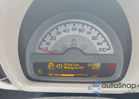 2015 Smart Fortwo Electric Drive Passion from USA, damaged, VIN WMEEJ9AA4FK831076